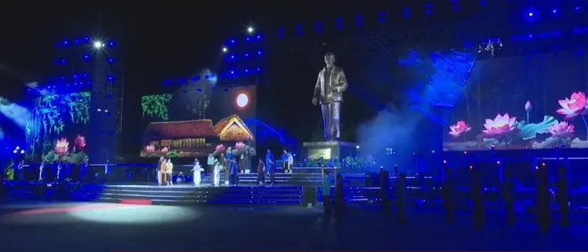 Khai mạc Lễ hội Làng Sen, công bố Quyết định công nhận Khu Du lịch Quốc gia Kim Liên- Ảnh 3. Khai mạc Lễ hội Làng Sen, công bố Quyết định công nhận Khu Du lịch Quốc gia Kim Liên- Ảnh 3.