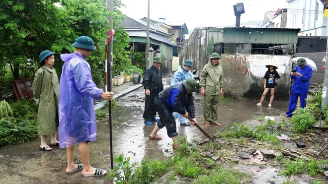 Quảng Ninh: Khẩn trương khắc phục nhiều điểm ngập úng, sạt lở - Ảnh 11.
