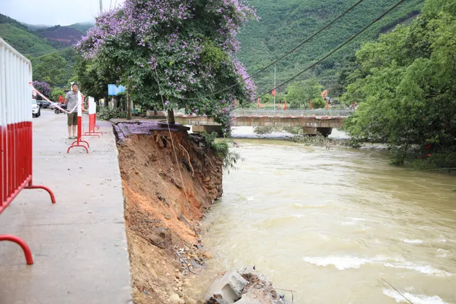 Quảng Ninh: Khẩn trương khắc phục nhiều điểm ngập úng, sạt lở - Ảnh 6.