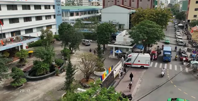 Kỹ thuật cao trong điều trị bệnh l&yacute; cột sống- Ảnh 9.