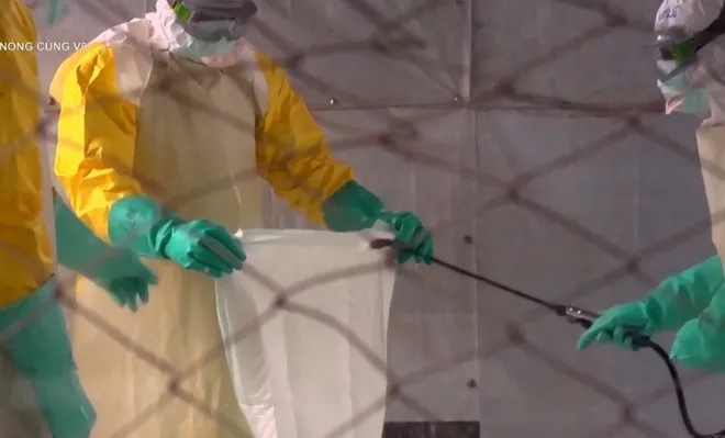 Châu Phi "báo động đỏ" trước dịch Ebola- Ảnh 4. Châu Phi "báo động đỏ" trước dịch Ebola- Ảnh 4.