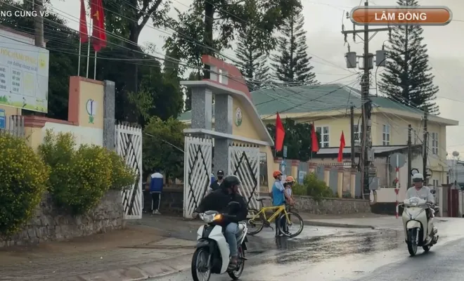 Điều tra nghi vấn học sinh tự vẫn nghi do bạo lực học đường- Ảnh 2. Điều tra nghi vấn học sinh tự vẫn nghi do bạo lực học đường- Ảnh 2.