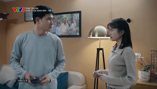 Dưới &ocirc; cửa s&aacute;ng đ&egrave;n - Tập 2: T&agrave;i v&agrave; Sinh hợp sức lật tẩy &ocirc;ng Cơ lươn lẹo - Ảnh 5.