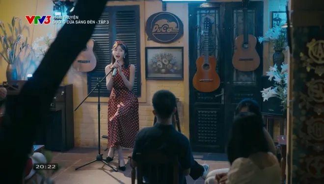 Dưới &ocirc; cửa s&aacute;ng đ&egrave;n - Tập 3: Diệu điếng người khi nhận được 'lời đề nghị khiếm nh&atilde;' - Ảnh 17.