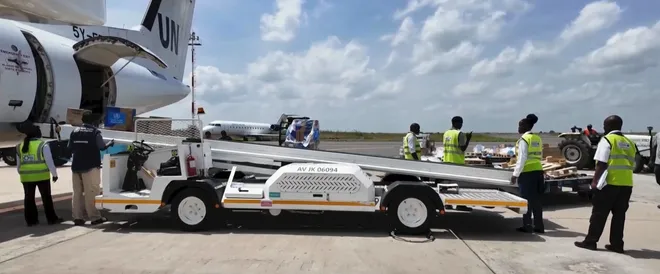 Cộng đồng quốc tế khẩn trương chống dịch Ebola- Ảnh 9. Cộng đồng quốc tế khẩn trương chống dịch Ebola- Ảnh 9.