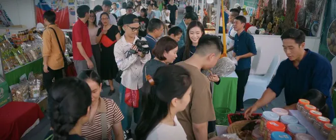 Lời hứa đầu tiên - Tập 12: Vi Minh xuống tinh thần khi ở đỉnh cao vinh quang - Ảnh 18.