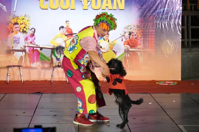 Nghệ thuật “chạm” tới công chúng bằng những thanh âm giàu cảm xúc - Ảnh 3.