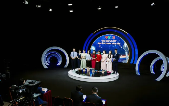 VTV8 phối hợp mở kh&oacute;a đ&agrave;o tạo MC truyền h&igrave;nh tại Đ&agrave; Nẵng.- Ảnh 5.