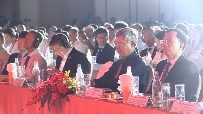 DAVAS 2026: Đà Nẵng tăng tốc trở thành điểm đến của dòng vốn đầu tư mạo hiểm toàn cầu- Ảnh 4. DAVAS 2026: Đà Nẵng tăng tốc trở thành điểm đến của dòng vốn đầu tư mạo hiểm toàn cầu- Ảnh 4.