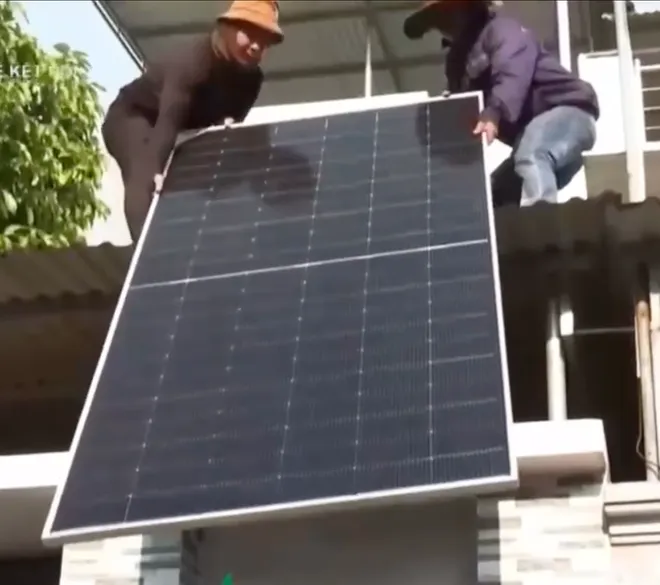 Điện mặt trời m&aacute;i nh&agrave; - giải ph&aacute;p giảm &aacute;p lực điện m&ugrave;a nắng n&oacute;ng- Ảnh 2.