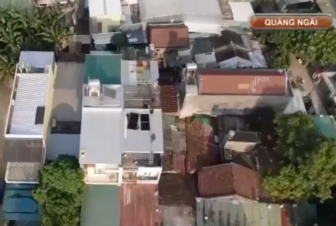 Điện mặt trời m&aacute;i nh&agrave; - giải ph&aacute;p giảm &aacute;p lực điện m&ugrave;a nắng n&oacute;ng- Ảnh 1.
