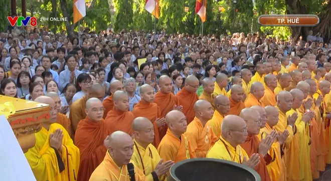 Đại lễ Phật đản tại Huế- Ảnh 3. Đại lễ Phật đản tại Huế- Ảnh 3.