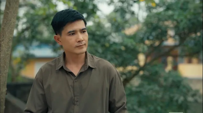 Dưới &ocirc; cửa s&aacute;ng đ&egrave;n - Tập 7: Chi tiết khiến Diệu 'đ&aacute;nh hơi' chồng say nắng người kh&aacute;c - Ảnh 7.