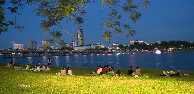 Không gian xanh giữa lòng thành phố Huế: Gìn giữ bản sắc đô thị di sản, nâng cao chất lượng sống nhân dân- Ảnh 6. Không gian xanh giữa lòng thành phố Huế: Gìn giữ bản sắc đô thị di sản, nâng cao chất lượng sống nhân dân- Ảnh 6.
