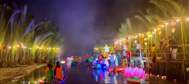 Lễ hội hoa đăng Tịnh Kh&ecirc;, Quảng Ng&atilde;i- Ảnh 5.
