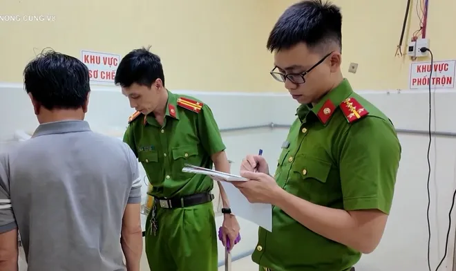 Đà Nẵng tăng cường xử lý vi phạm an toàn thực phẩm- Ảnh 1. Đà Nẵng tăng cường xử lý vi phạm an toàn thực phẩm- Ảnh 1.