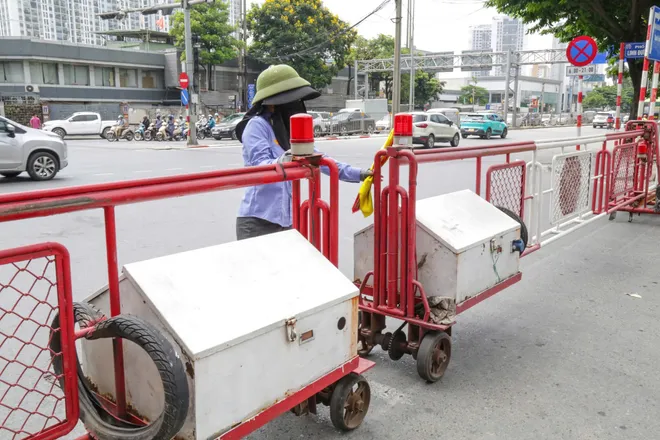 Hà Nội xử lý 170 trường hợp vi phạm trật tự, an toàn giao thông đường sắt - Ảnh 6.