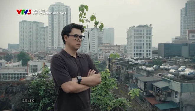 Dưới ô cửa sáng đèn - Tập 9: Sinh từng từ chối lời tỏ tình của Diệu; Nguyệt né tránh bữa tiệc liên hoan- Ảnh 15. Dưới ô cửa sáng đèn - Tập 9: Sinh từng từ chối lời tỏ tình của Diệu; Nguyệt né tránh bữa tiệc liên hoan- Ảnh 15.