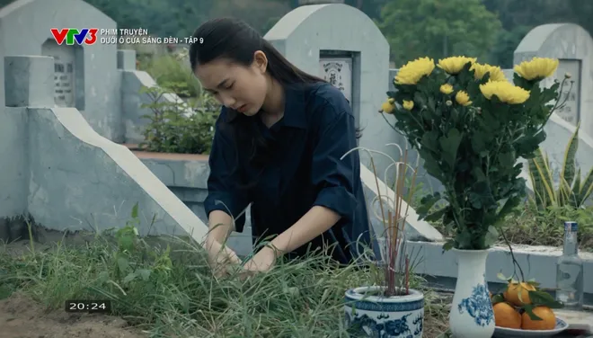 Dưới ô cửa sáng đèn - Tập 9: Sinh từng từ chối lời tỏ tình của Diệu; Nguyệt né tránh bữa tiệc liên hoan- Ảnh 6. Dưới ô cửa sáng đèn - Tập 9: Sinh từng từ chối lời tỏ tình của Diệu; Nguyệt né tránh bữa tiệc liên hoan- Ảnh 6.