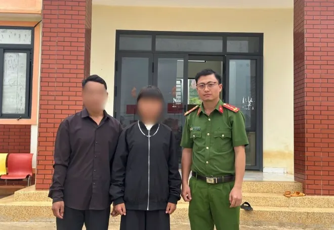 Kịp thời ngăn chặn nhóm nữ sinh vùng cao bị dụ xuống Hà Nội làm “việc nhẹ lương cao” - Ảnh 2.
