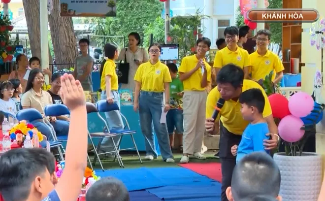 Thư viện xanh giúp trẻ an toàn trên không gian mạng- Ảnh 3. Thư viện xanh giúp trẻ an toàn trên không gian mạng- Ảnh 3.