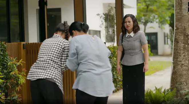 Phía bên kia thành phố - Tập 7: Cương uất nghẹn vì gia đình bị khinh rẻ - Ảnh 8.