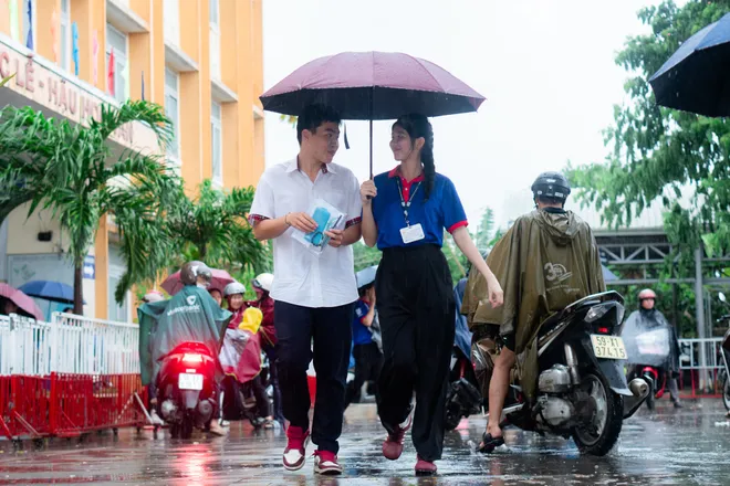 Những con số ấn tượng về kỳ thi tốt nghiệp THPT quy mô lớn nhất từ trước đến nay ở TP Hồ Chí Minh - Ảnh 7.