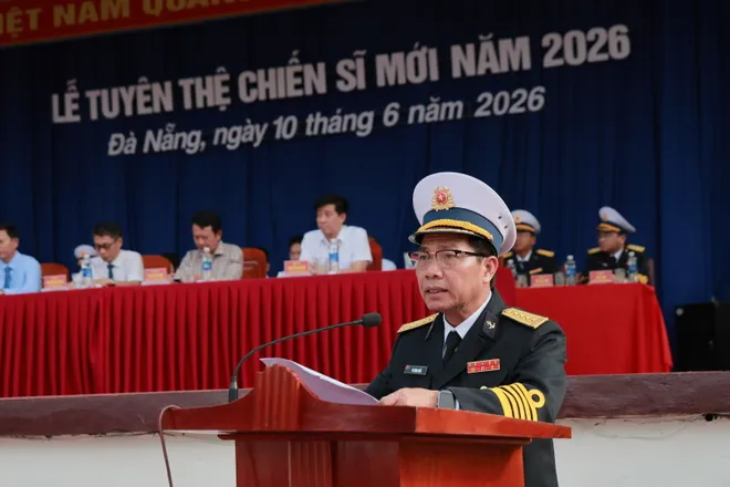 Các đơn vị Hải quân đồng loạt tổ chức Lễ tuyên thệ chiến sĩ mới năm 2026 - Ảnh 4.