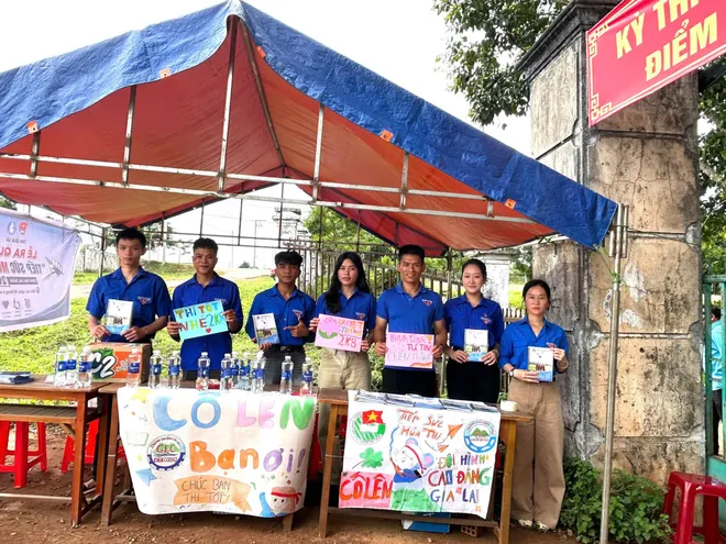 Gia Lai: H&agrave;ng ngh&igrave;n m&agrave;u &aacute;o xanh tiếp sức m&ugrave;a thi THPT 2026 - Ảnh 2.