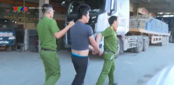 Thanh H&oacute;a: Bắt đối tượng đ&acirc;m trọng thương C&ocirc;ng an khi l&agrave;m nhiệm vụ- Ảnh 1.