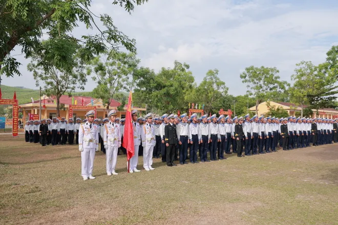 Các đơn vị Hải quân đồng loạt tổ chức Lễ tuyên thệ chiến sĩ mới năm 2026 - Ảnh 6.