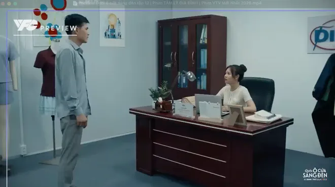 Dưới &ocirc; cửa s&aacute;ng đ&egrave;n - Tập 12: Diệu liều mạng vay t&iacute;n dụng đen; Dương  - Ảnh 1.