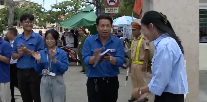 Hơn 1,2 triệu th&iacute; sinh tr&ecirc;n cả nước ho&agrave;n th&agrave;nh 
Kỳ thi tốt nghiệp THPT năm 2026- Ảnh 3.