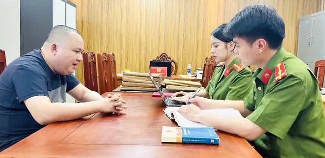 Khởi tố vụ &aacute;n bu&ocirc;n b&aacute;n động vật hoang d&atilde; qua bi&ecirc;n giới tại Thanh H&oacute;a- Ảnh 2.
