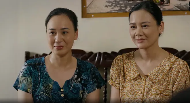 Phía bên kia thành phố - Tập 12: Bà Xuân hiểu lầm Tuyết Lan là bạn gái Khuê- Ảnh 4. Phía bên kia thành phố - Tập 12: Bà Xuân hiểu lầm Tuyết Lan là bạn gái Khuê- Ảnh 4.