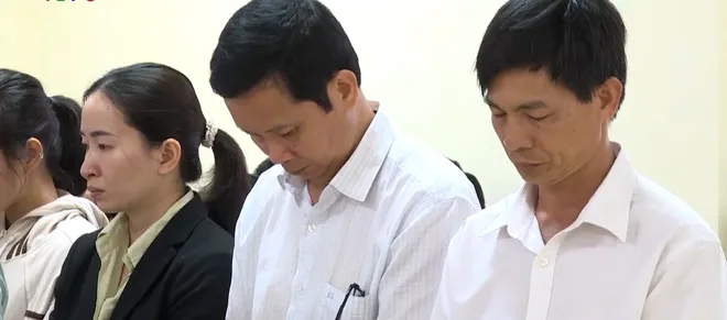 Tuy&ecirc;n &aacute;n 12 bị c&aacute;o trong vụ &aacute;n xảy ra tại CDC Đắk Lắk- Ảnh 5.