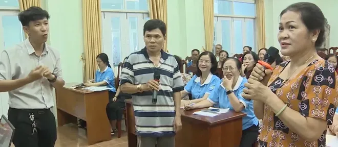 Người dân Khánh Hòa nói tiếng Anh: Đòn bẩy vươn tầm hội nhập- Ảnh 3. Người dân Khánh Hòa nói tiếng Anh: Đòn bẩy vươn tầm hội nhập- Ảnh 3.