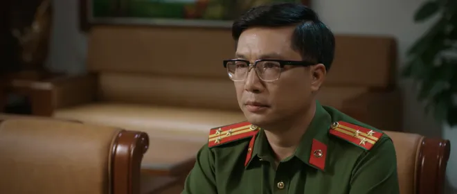 Lửa trắng - Tập 2: Quý Hoàng bị bắt khi đang phê thuốc - Ảnh 20.