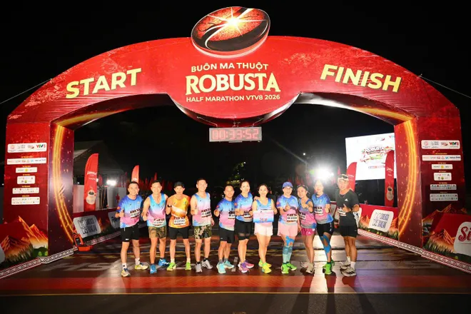 S&aacute;ng nay (21/6), giải chạy Bu&ocirc;n Ma Thuột Robusta Half Marathon VTV8 2026 đ&atilde; ch&iacute;nh thức diễn ra- Ảnh 3.