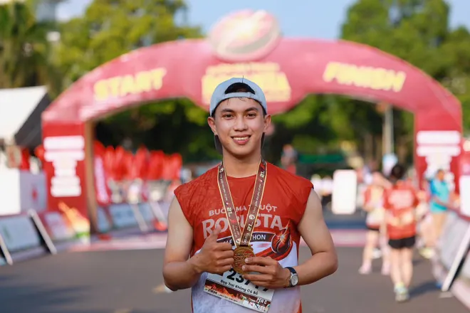 S&aacute;ng nay (21/6), giải chạy Bu&ocirc;n Ma Thuột Robusta Half Marathon VTV8 2026 đ&atilde; ch&iacute;nh thức diễn ra- Ảnh 36.