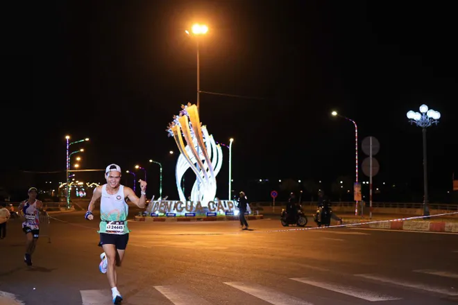 S&aacute;ng nay (21/6), giải chạy Bu&ocirc;n Ma Thuột Robusta Half Marathon VTV8 2026 đ&atilde; ch&iacute;nh thức diễn ra- Ảnh 31.