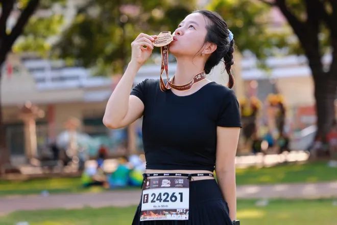 S&aacute;ng nay (21/6), giải chạy Bu&ocirc;n Ma Thuột Robusta Half Marathon VTV8 2026 đ&atilde; ch&iacute;nh thức diễn ra- Ảnh 38.
