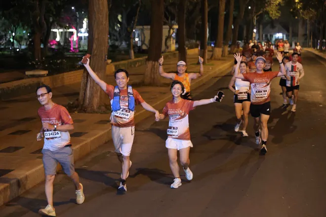 S&aacute;ng nay (21/6), giải chạy Bu&ocirc;n Ma Thuột Robusta Half Marathon VTV8 2026 đ&atilde; ch&iacute;nh thức diễn ra- Ảnh 28.
