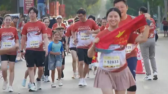 Ấn tượng giải chạy Bu&ocirc;n Ma Thuột Robusta Half Marathon VTV8 2026- Ảnh 7.