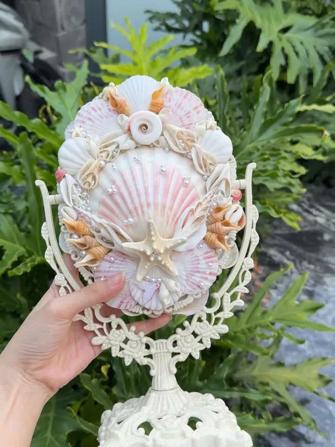 Vỏ s&ograve; biển được &ldquo;thổi hồn&rdquo; th&agrave;nh sản phẩm thủ c&ocirc;ng độc đ&aacute;o vươn ra thế giới- Ảnh 8.