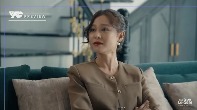 Dưới &ocirc; cửa s&aacute;ng đ&egrave;n - Tập 18: Dương kh&ocirc;ng đồng &yacute; k&yacute; đơn ly h&ocirc;n, Diệu vẫn ki&ecirc;n quyết chia tay - Ảnh 7.