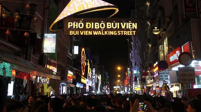 Những sắc m&agrave;u kh&aacute;c biệt ở &ldquo;th&agrave;nh phố kh&ocirc;ng ngủ&rdquo;- Ảnh 13.
