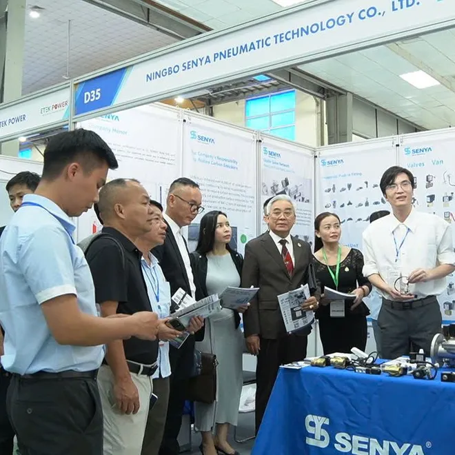 Th&uacute;c đẩy chuyển đổi xanh trong lĩnh vực năng lượng - m&ocirc;i trường- Ảnh 3.
