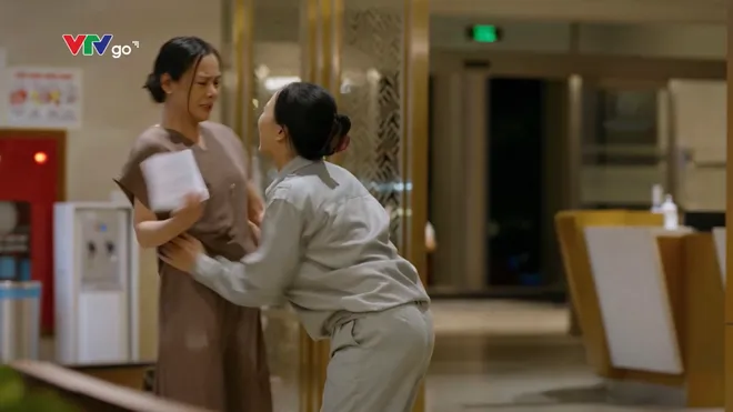 Ph&iacute;a b&ecirc;n kia th&agrave;nh phố (Tập 20): Khu&ecirc; vẫn chưa qua nguy kịch, Cương đối mặt &aacute;p lực từ nhiều ph&iacute;a - Ảnh 8.