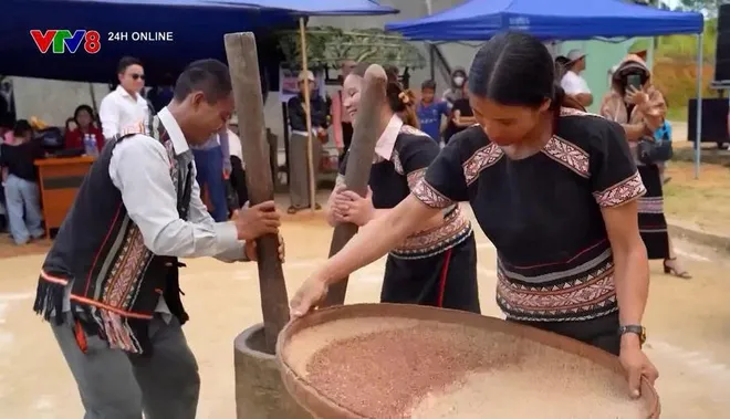 Bảo tồn v&agrave; ph&aacute;t huy gi&aacute; trị văn h&oacute;a dựa v&agrave;o cộng đồng: Mạch nguồn nội sinh nơi v&ugrave;ng cao Đ&agrave; Nẵng- Ảnh 9.